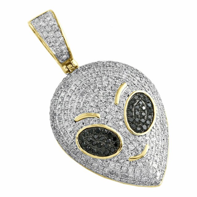 ALIEN FACE EMOJI OVAL DIAMOND PENDANT 3D Baskı Modeli .c4d .max .obj .3ds .fbx .stl .blend 