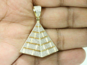 EGYPTIAN PYRAMID DIAMOND PENDANT Modèles 3D en vedette