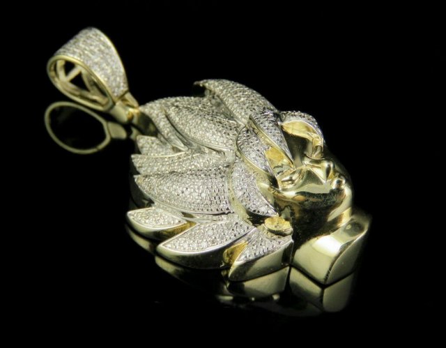 Goku diamond pendant deals