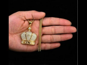 PINGENTE DE DIAMANTE COM ENCANTO REI DA COROA Modelo de Impressão 3D