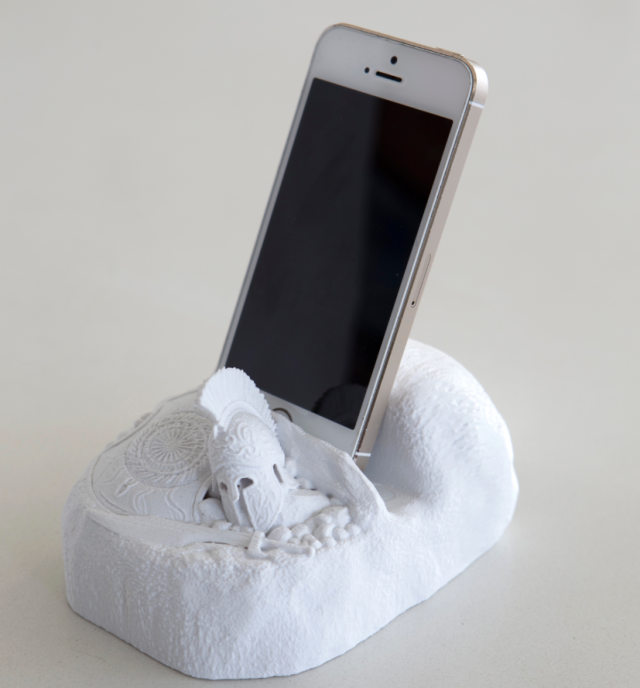 THE SPARTANS SMART DEVICE HOLDER 3D 打印模型 .c4d .max .obj .3ds .fbx .stl .blend 