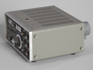 Ham Radio Transceiver Yaesu FT-101 Modelo 3D