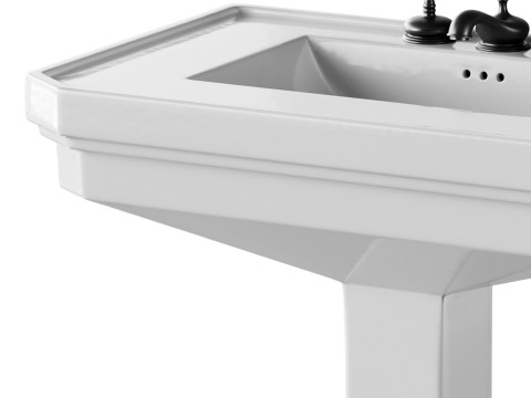 White Large Vitreous Victorian Pedestal Sink with Widespread Black Belle Faucet 3D 모델