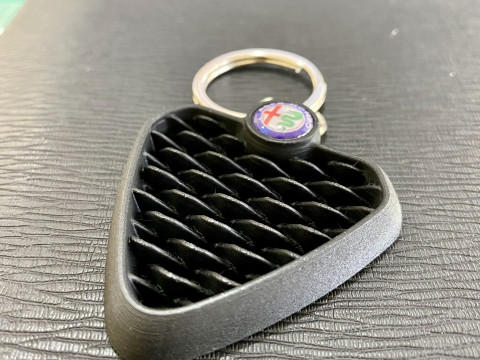 Alfa Romeo Tonale Front Grill Keychain Modèles 3D en vedette