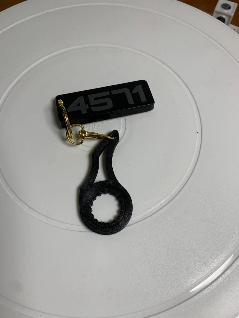KaraSpinner Keychain 3D Print Model .c4d .max .obj .3ds .fbx .stl .blend 