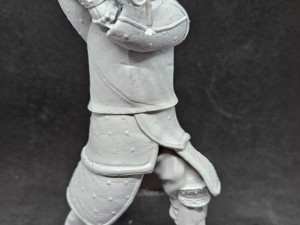Knight With Two-Handed Sword Model Cetak 3D
