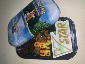 Organizador de moedas de dados Mini Tin - Pok&eacute;mon TCG Modelo de Impressão 3D