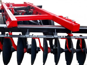 SEMI-HEAVY HRROW WITH 22 DISCS Modelo 3D