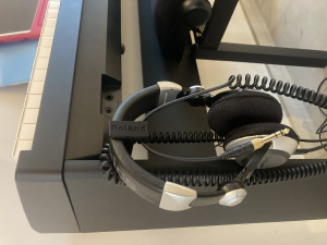 Heaphone Mount for ROLAND FP30 piano 3D-Druckmodell