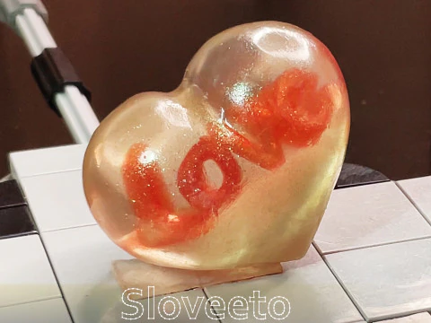 TRANSPARENT HEART FIGURINE WITH INNER LOVE INSCRIPTION 3D Print Model