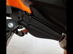 Cover cable plate support Duke 890 Modèles 3D en vedette