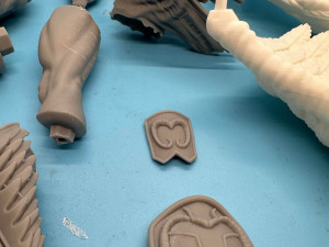 Kratos GOW joystick holder Model Cetak 3D