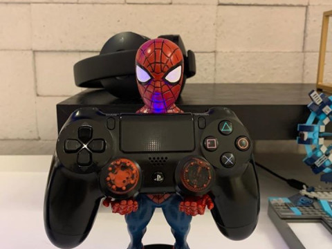 Spyder man joystick holder Modelo de Impressão 3D