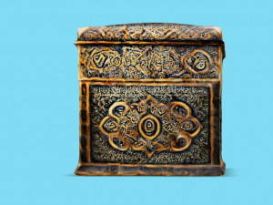 Ornate ancient mystery box Modèle 3D