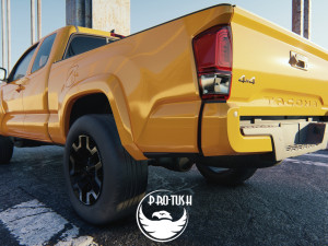 Toyota Tacoma TRD Off-Road 2018 3D Model