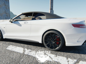 Mercedes Benz S63 3D 模型
