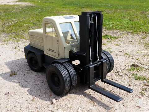 LZA 4045 FORKLIFT 1145 RUSSIA USSR FORKLIFT 3D Print Model