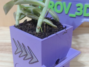 Self-watering rolling pot 3D Print Model