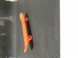 SKATE BOARD PRINT IN PLACE SIMPLE OR KEY RING Modelo de Impressão 3D