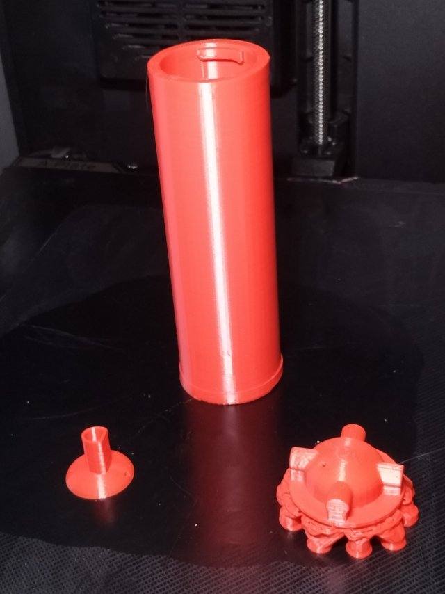 CONTAINER WITH TECHNICAL LID 3D Print Model .c4d .max .obj .3ds .fbx .stl .blend 