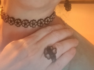 FLOWER NECKLACE EARRINGS RING AND BRACELET SET 3D Print Model