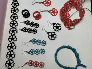 FLOWER NECKLACE EARRINGS RING AND BRACELET SET Model do druku 3D