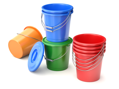Plastic Bucket with Metal Handle and Lid 3D Model
