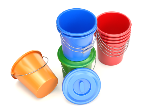 Plastic Bucket with Metal Handle and Lid 3D Model