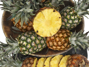 Bowl of pineapples Modelo 3D