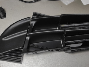 Bumper Grille FOR TOYOTA COROLLA E12 2004-2007 5212702130 Right-Left Modelo de impresión 3D