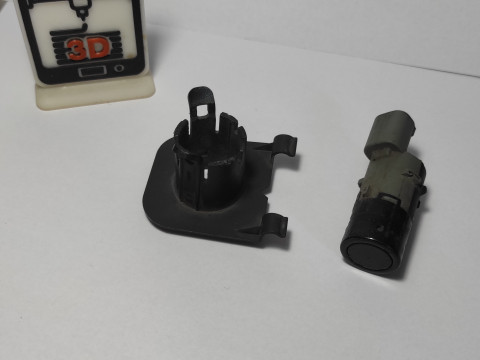 Place of insertion for BMVV parking sensor 66209261594 3Dプリントモデル