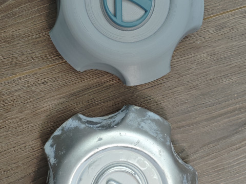Lexus LX470 wheel center cap 42603-60600 Model Cetak 3D