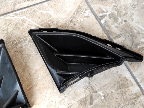 Front Bumper Lower Grille Trim Left 62257-6UA1A 3D Print Model