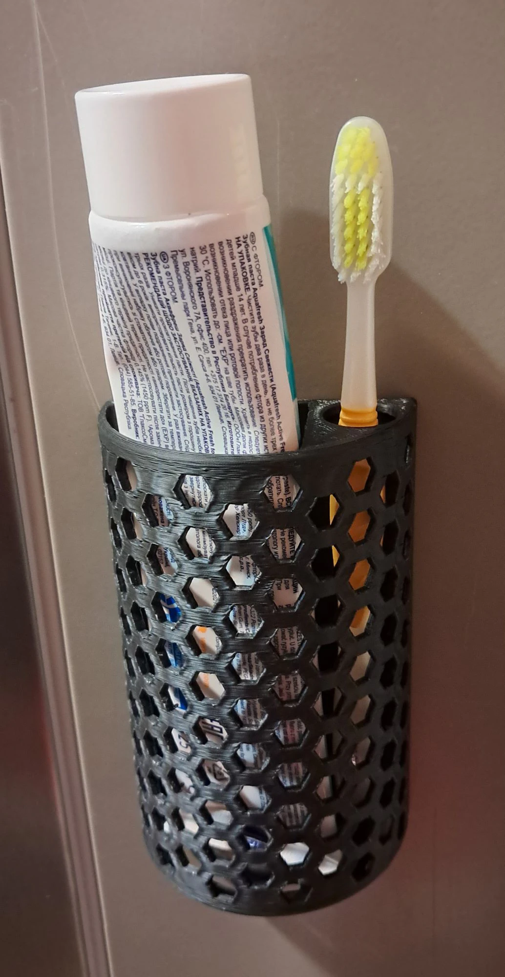 Toothbrush holder 3D Print Model .c4d .max .obj .3ds .fbx .stl .blend 