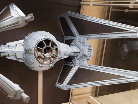 Intercepteur TIE - Star Wars Modèles 3D en vedette
