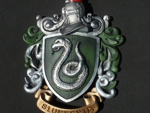 Syltherin Coat of Arms WallDesk Display - Harry Potter 3D Print Model