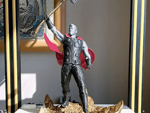 Thor With Stormbreaker 3D-Druckmodell