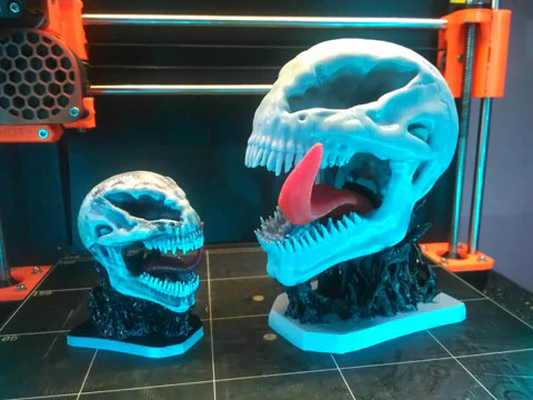 Venom Skull With Base 3D Print Model