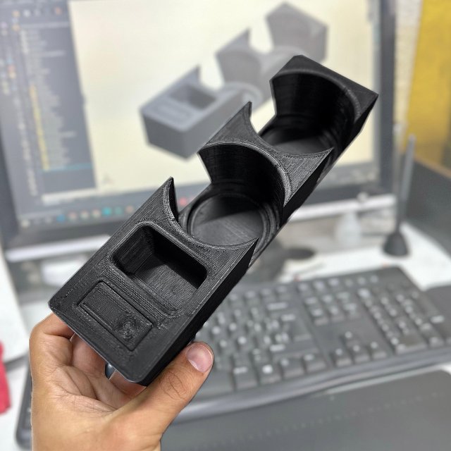 E36 PORTAVASOS CUP HOLDER - DISEO 2 VASOS CON MONEDERO Y PARA BOTON 3D Baskı Modeli .c4d .max .obj .3ds .fbx .stl .blend 