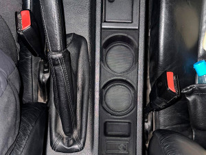 E36 PORTAVASOS CUP HOLDER - DISEO 2 VASOS CON MONEDERO Y PARA BOTON 3D Baskı Modeli
