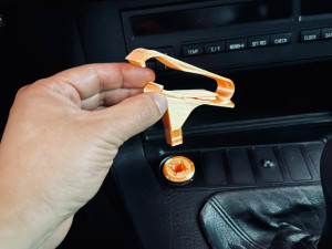 SOPORTE PARA CELULAR EN EL MECHERO DEL CARRO CIGARRILLERO GPS HOLDER CAR LIGHTER 3D 프린트 모델