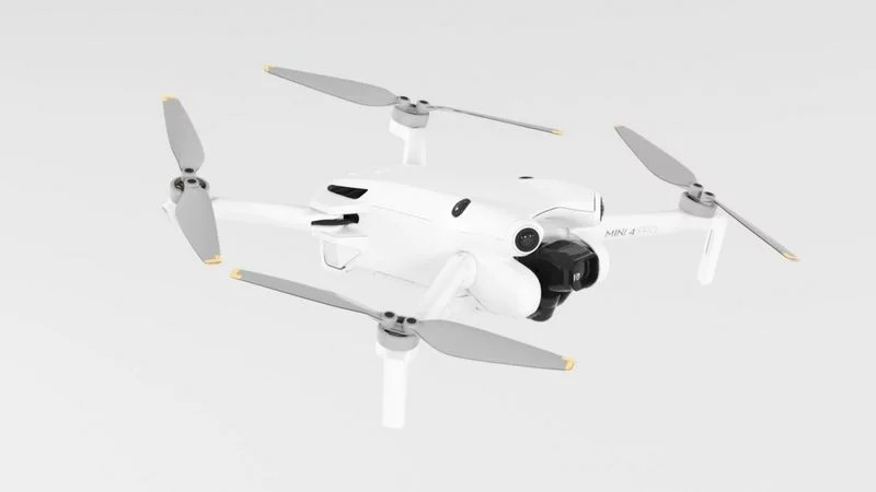 DJI Mini 4 Pro Folding Drone with RC 2 Remote Modello 3D .c4d .max .obj .3ds .fbx .stl .blend 