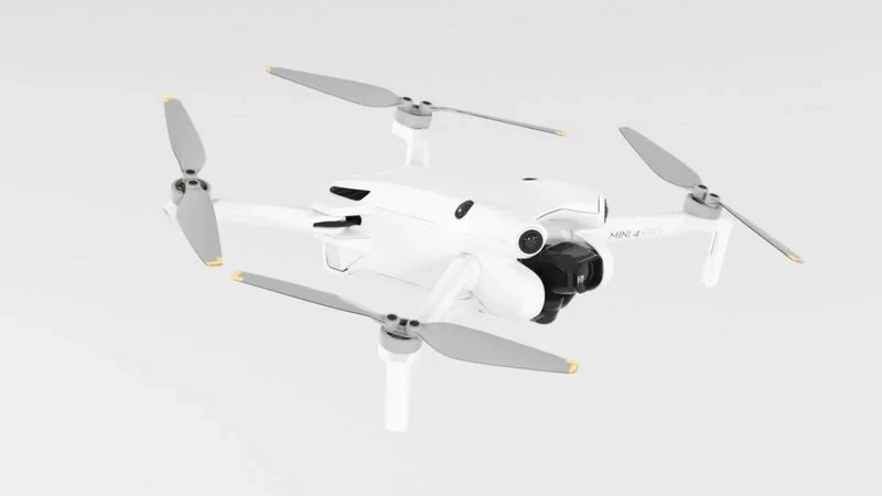 DJI Mini 4 Pro 折叠无人机 带 RC 2 遥控器 3D 模型 .c4d .max .obj .3ds .fbx .stl .blend 