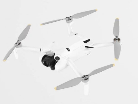 DJI Mini 4 Pro Folding Drone with RC 2 Remote Modello 3D
