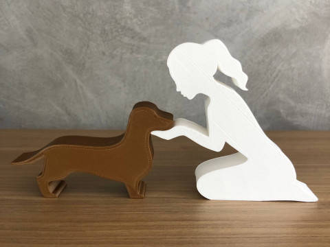 Girl and her dachshund - tied hair 3D 프린트 모델