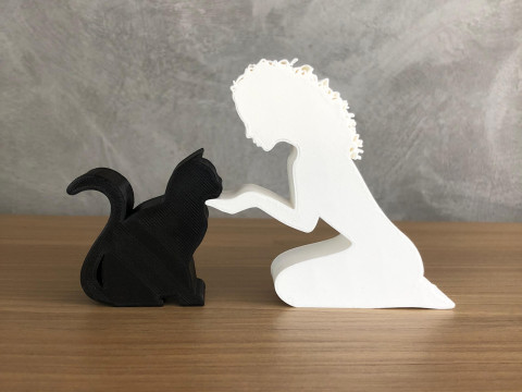 Girl and her cat - wavy hair Model Cetak 3D