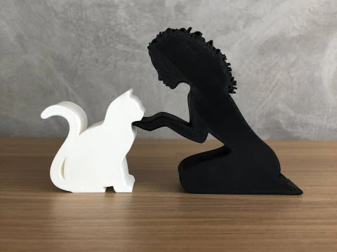 Girl and her cat - wavy hair 3D Print Model