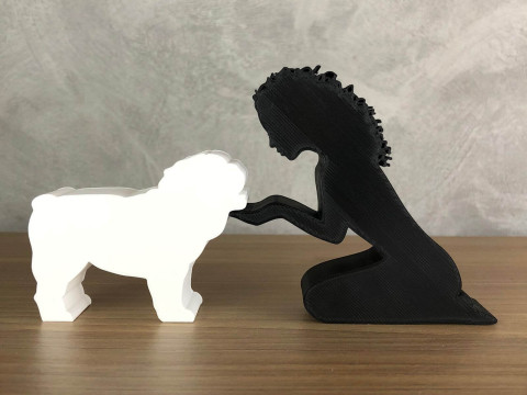 Girl and her Bulldog - wavy hair Modèles 3D en vedette