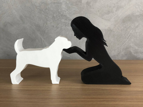 Girl and her Boxer - straight hair Modelo de Impressão 3D