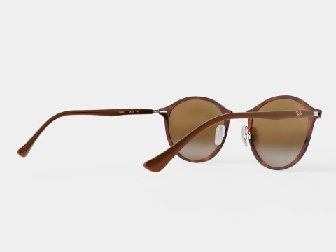 Ray-Ban - RB4242 620113 Sunglasses 3D 模型
